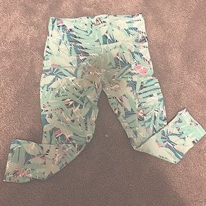 Girls capri leggings size 10/12